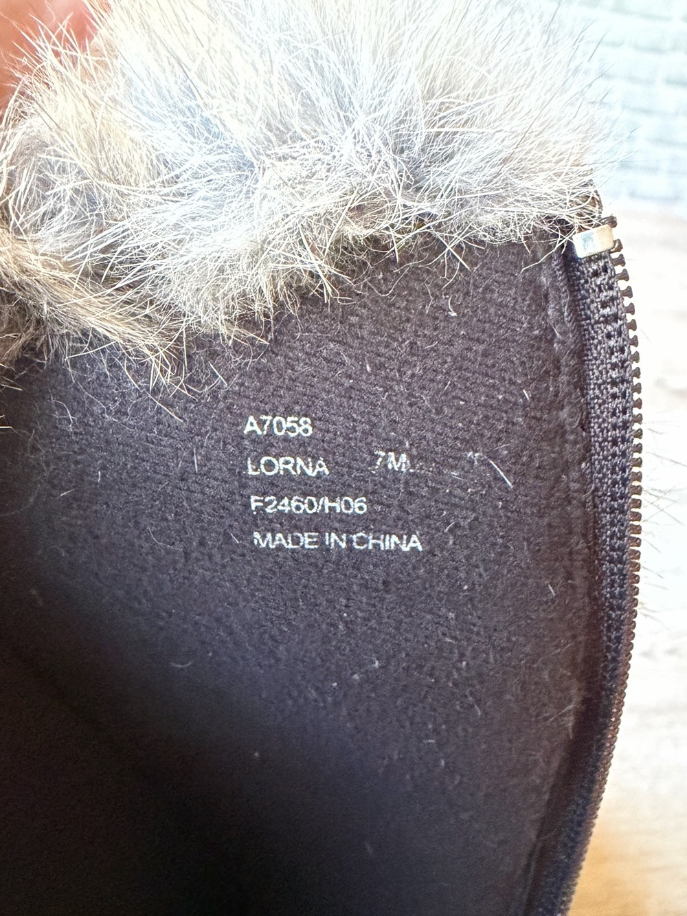 Coach Lorna Rabbit Fur Lined Winter Boots Signature Brown Size 7M - Picture 16 of 17